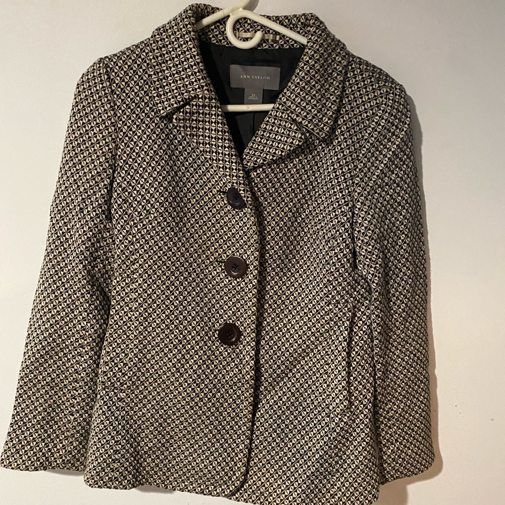 Ann Taylor Woman’s Overcoat